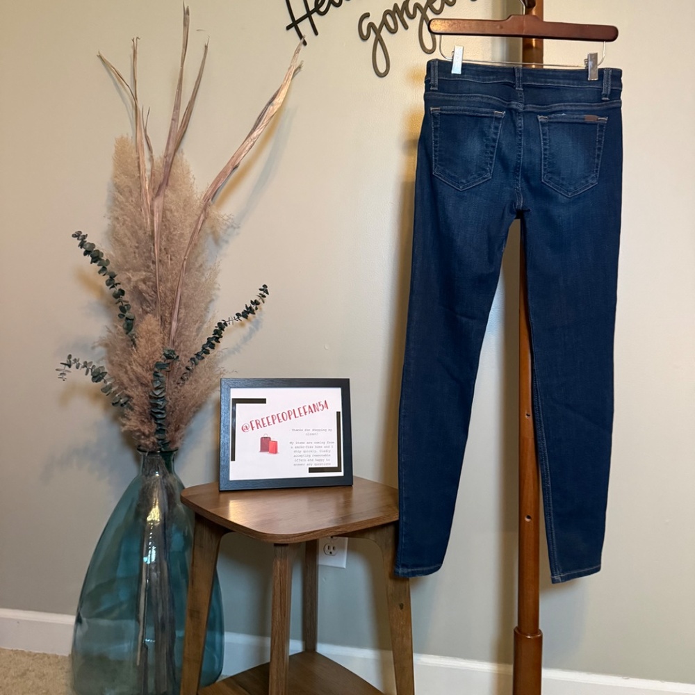 Like New Joe’s Jeans Dark Wash Beaven Skinny Ankle Jean sz 26 - Picture 2 of 7